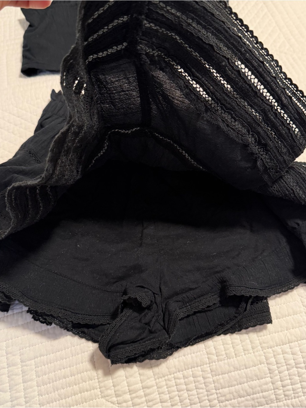 Cropped Tank & Ruffled Shorts Set - Picture 4 of 7
